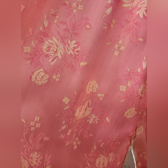 Gorgeous floral print robe - Picture 6 of 8